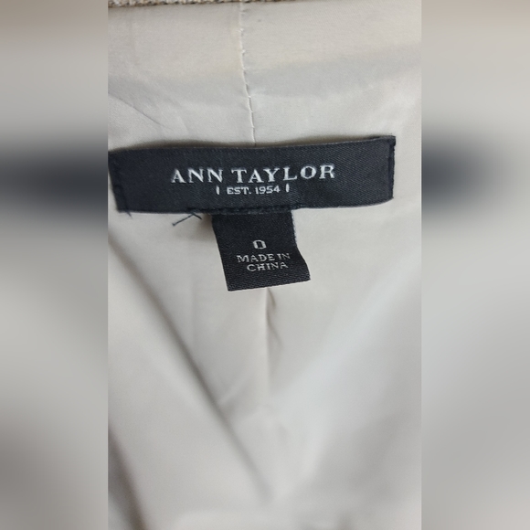 COPY - Linen Blend Ann Taylor Skirt Suit with Bow Detail - Picture 7 of 9
